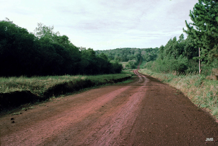 AÑO 1977 - COLOR - VIDA CAMPESINA EN PARAGUAY (JOSÉ MARÍA BLANCH)